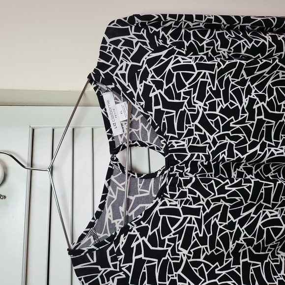 LIZ Claiborne PL abstract BLK and WHT long Sleeve Shirt - Picture 2 of 4